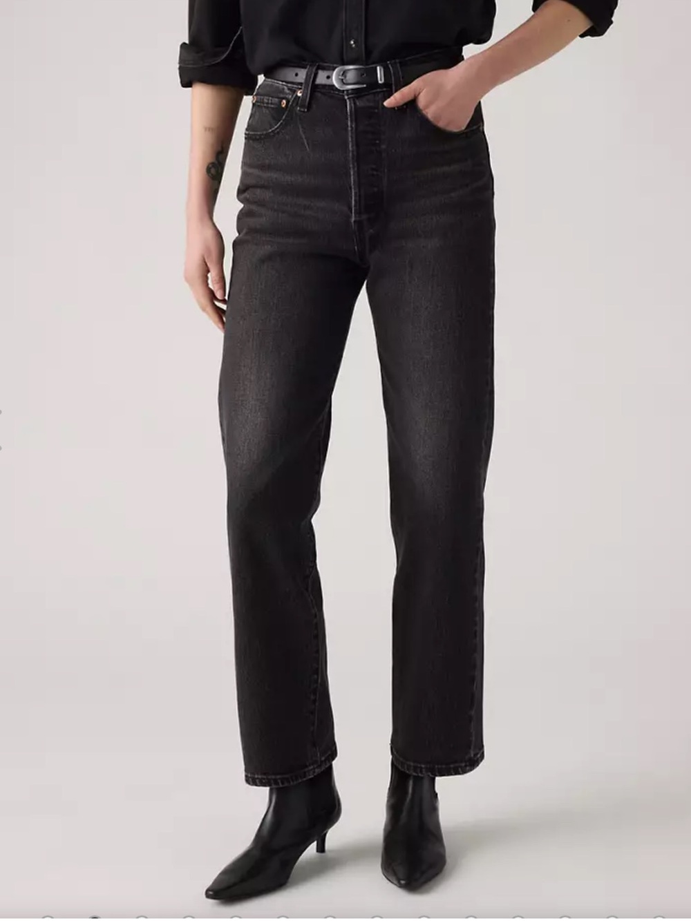 Levi’s Premium Ribcage Straight - Picture 1 of 9